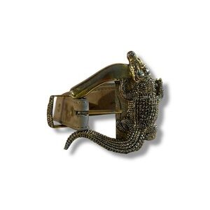 Vintage Ravid Tan Alligator Belt